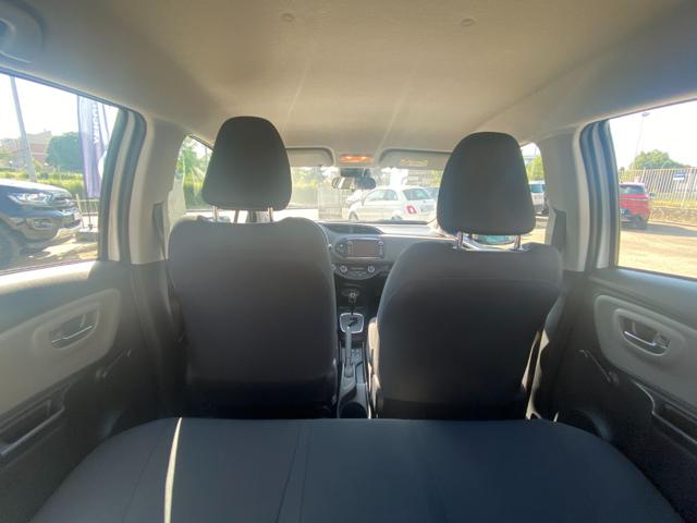 TOYOTA Yaris usata 30