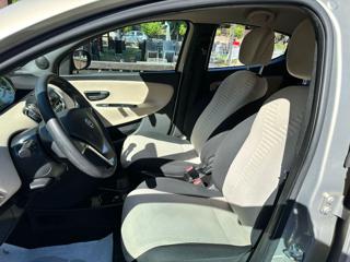 LANCIA Ypsilon usata, con Controllo trazione