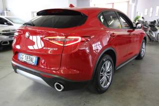 ALFA ROMEO Stelvio usata, con Alzacristalli elettrici