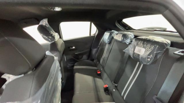 OPEL Corsa usata, con Park Distance Control