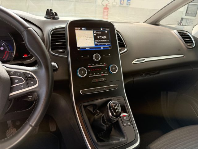 RENAULT Scenic usata, con Frenata d