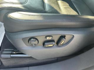 VOLKSWAGEN Touareg usata, con Fari Xenon