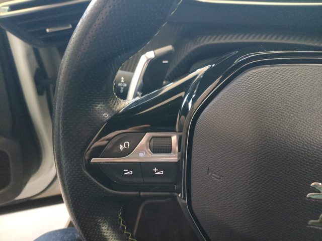 PEUGEOT 2008 usata, con Cruise Control