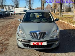 LANCIA Ypsilon usata, con Airbag