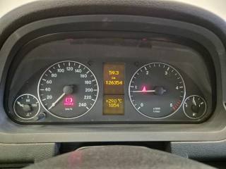 MERCEDES-BENZ A 160 usata, con Controllo trazione
