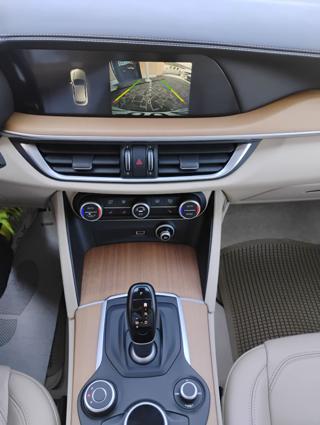 ALFA ROMEO Stelvio usata, con Controllo trazione