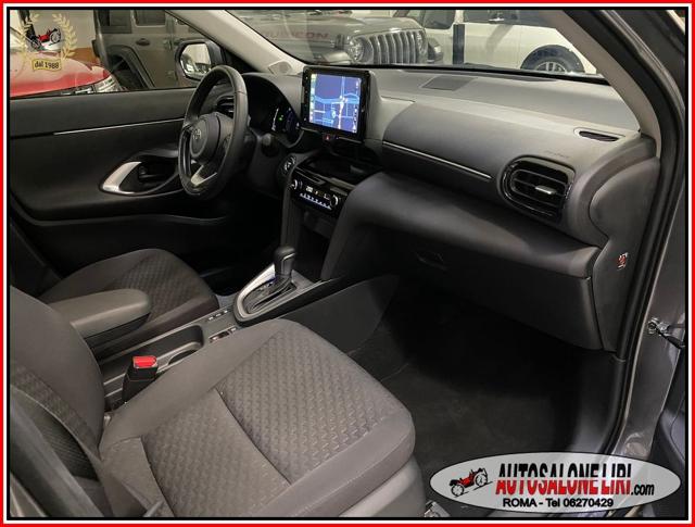 TOYOTA Yaris Cross usata, con Autoradio
