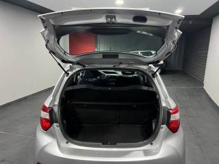 TOYOTA Yaris usata, con Servosterzo