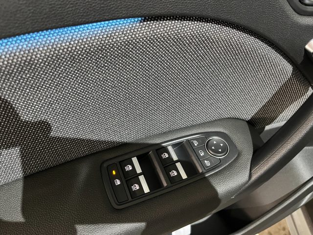 RENAULT Captur usata, con Sedile posteriore sdoppiato