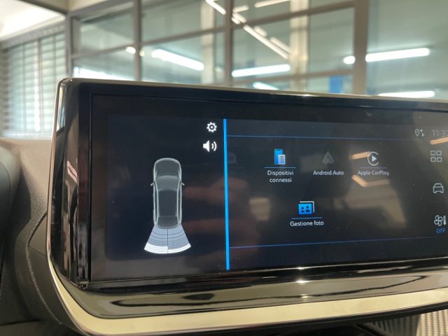 PEUGEOT 208 usata, con USB