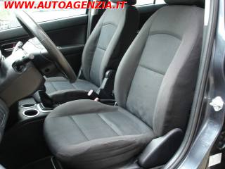 MAZDA 2 usata 8