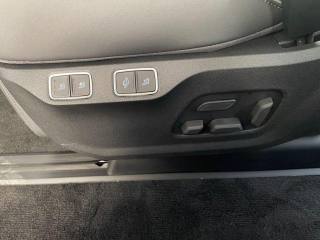 HYUNDAI Staria usata, con Sedile posteriore sdoppiato