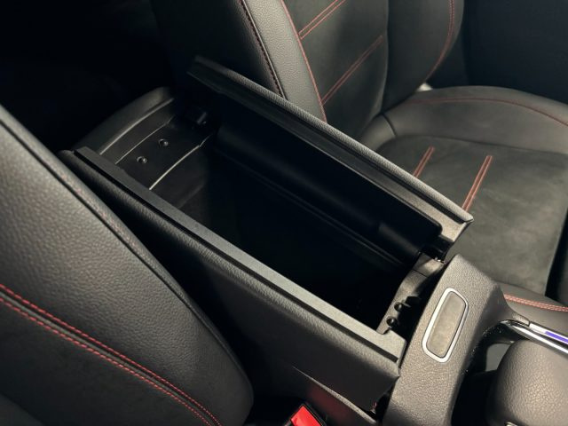 MERCEDES-BENZ GLA 180 usata, con Controllo vocale