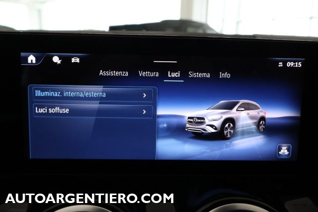 MERCEDES-BENZ GLA 180 usata, con Portellone posteriore elettrico