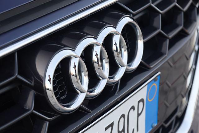 AUDI A4 usata, con Schermo multifunzione interamente digitale