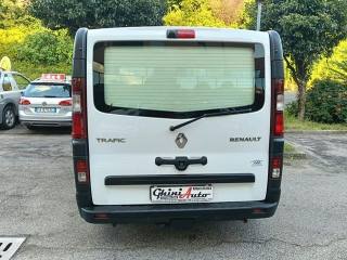 RENAULT Trafic usata, con Bracciolo
