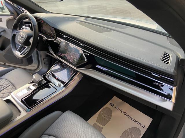 AUDI Q8 usata, con Park Distance Control