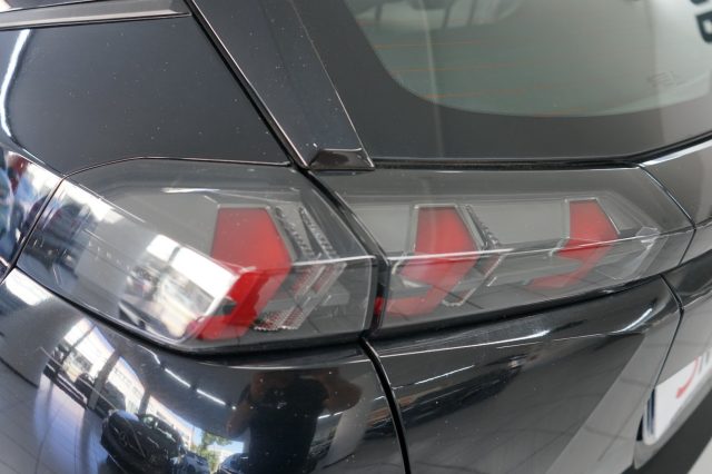 PEUGEOT 2008 usata, con Sensore di pioggia