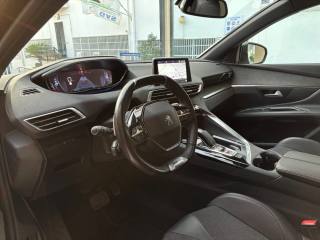 PEUGEOT 3008 usata, con Sensori di parcheggio anteriori