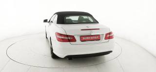 MERCEDES-BENZ E 220 usata, con Lettore CD