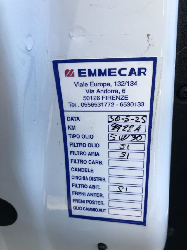 PEUGEOT 2008 usata 21