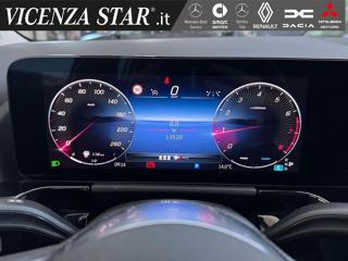 MERCEDES-BENZ GLA 180 usata, con Controllo automatico clima