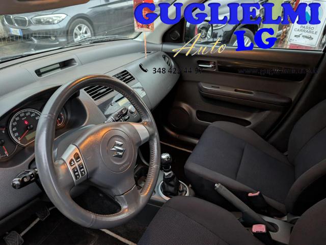 SUZUKI Swift usata, con Lettore CD