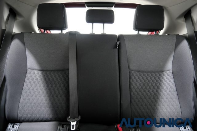 TOYOTA Yaris usata, con Monitoraggio pressione pneumatici