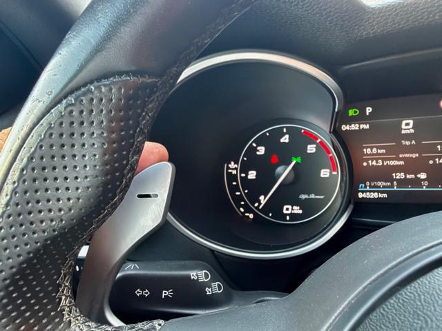 ALFA ROMEO Stelvio usata, con Sensori di parcheggio anteriori