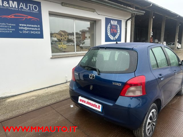 TOYOTA Yaris usata, con Alzacristalli elettrici