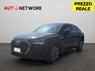 AUDI Q3 45 TFSI e S tronic Business