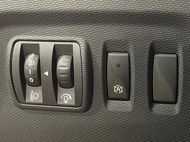 RENAULT Captur usata, con Fendinebbia