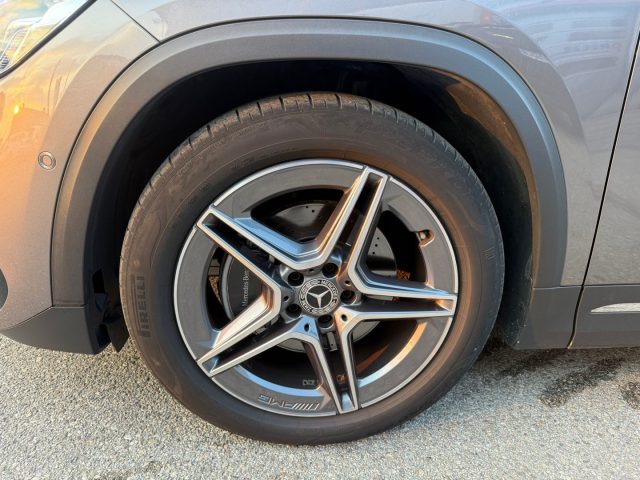 MERCEDES-BENZ GLA 200 usata, con Volante in pelle