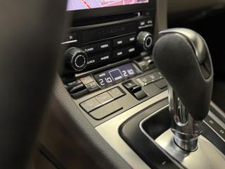 PORSCHE Cayman usata, con Touch screen