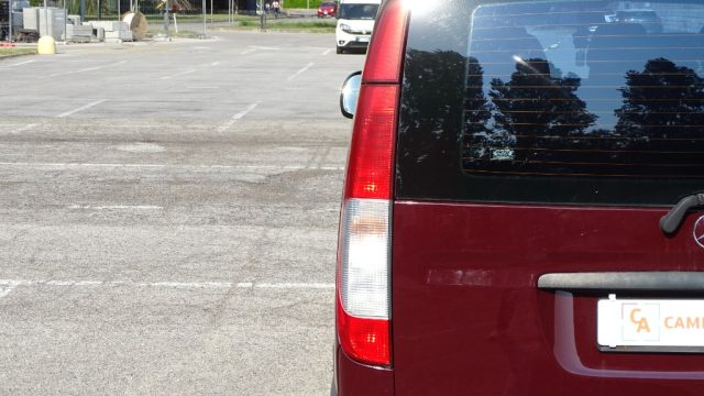 MERCEDES-BENZ Vito usata 26