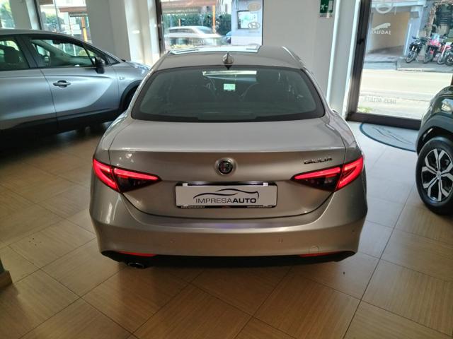 ALFA ROMEO Giulia usata, con Controllo trazione