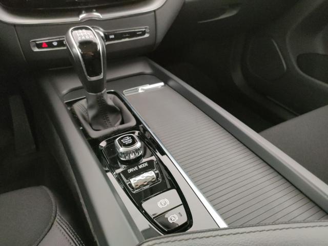 VOLVO XC60 usata, con Portellone posteriore elettrico