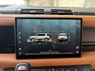 LAND ROVER Defender usata, con Fari LED