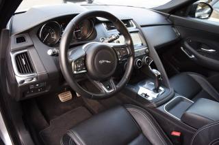 JAGUAR E-Pace usata, con Autoradio
