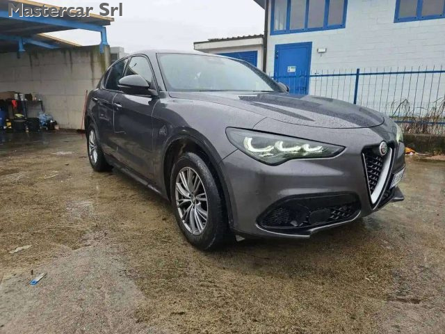ALFA ROMEO Stelvio usata, con Autoradio