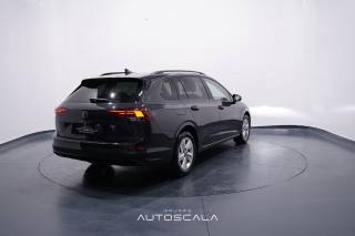 VOLKSWAGEN Golf Variant usata, con Autoradio