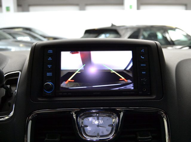 LANCIA Voyager usata, con Controllo trazione