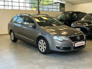 VOLKSWAGEN Passat usata, con Airbag laterali