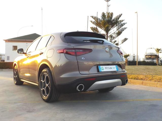 ALFA ROMEO Stelvio usata, con Cerchi in lega