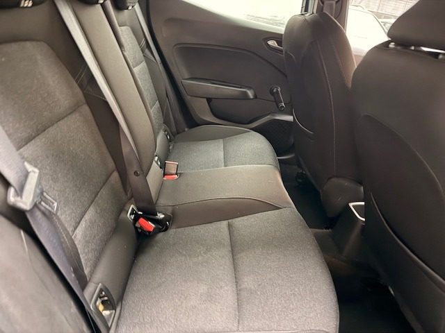 RENAULT Clio usata, con Controllo automatico clima