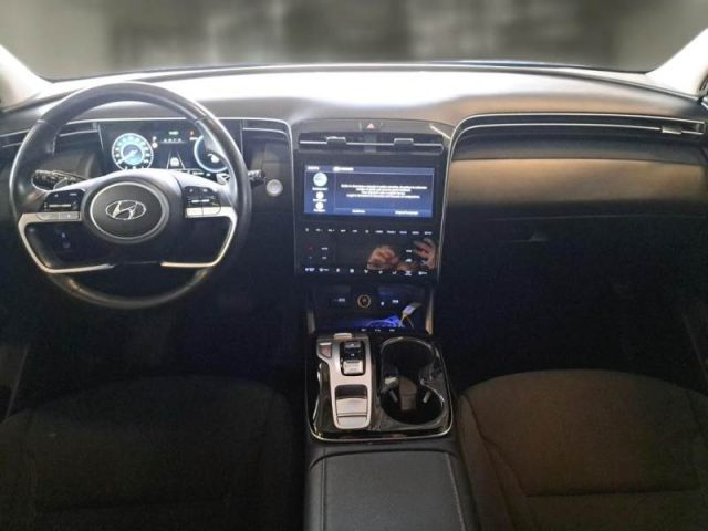 HYUNDAI Tucson usata, con Airbag laterali