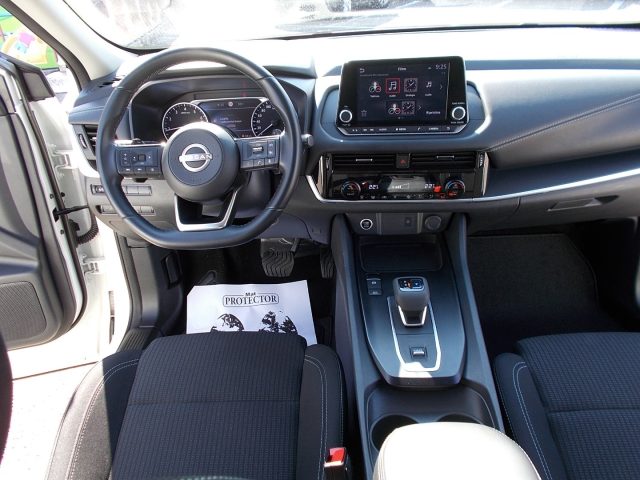 NISSAN Qashqai usata, con Boardcomputer