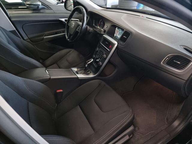 VOLVO V60 Cross Country usata, con Cruise Control