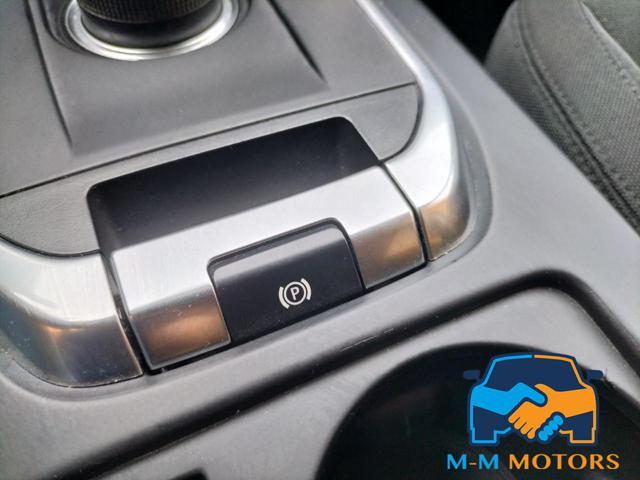 LAND ROVER Discovery Sport usata, con USB