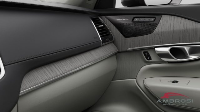 VOLVO XC90 usata 10